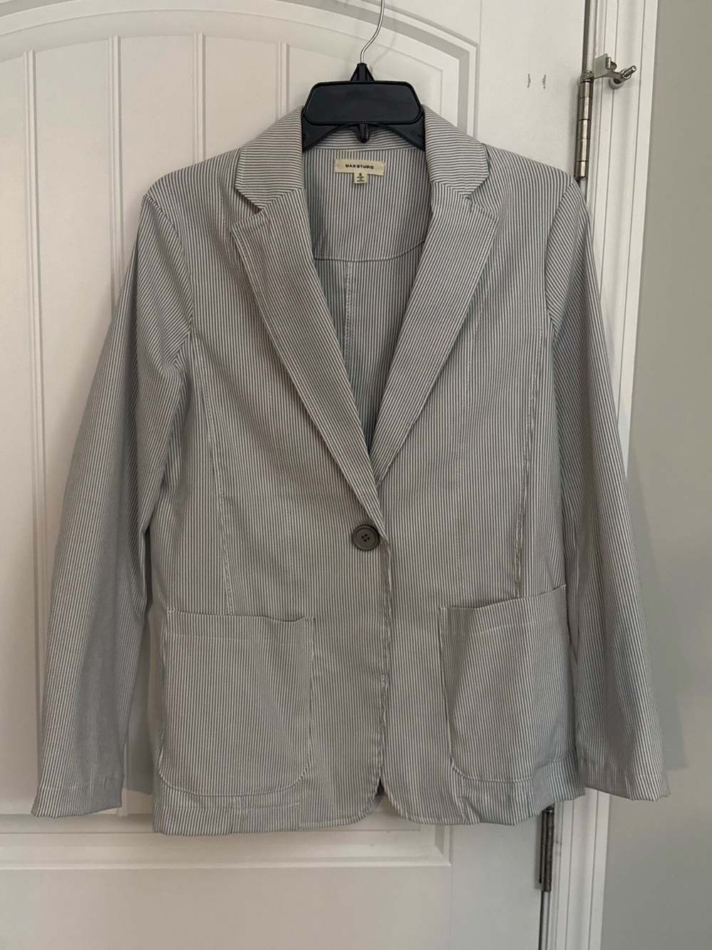 Max Studio Light Gray Pinstripe Single-Button Blazer